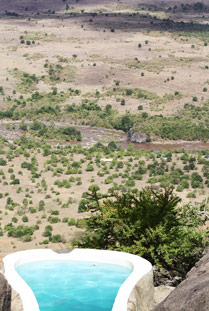 Splash pool in luxe tented camp- Masaai Mara